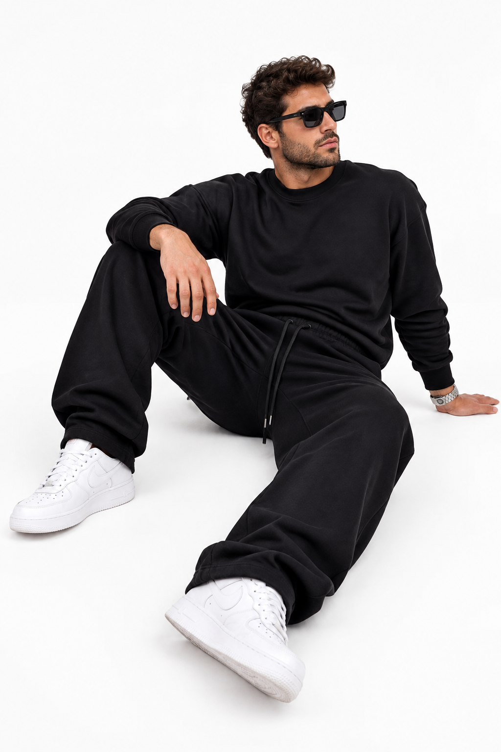 ANG042 Nero - Sfondo Bianco