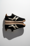 Sneakers Donna BACK  Modello Jogger Camoscio Nero - Taglie 36-41 - In Offerta a €29