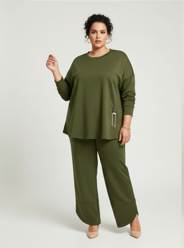 Coordinato Curvy "Fascino Soft" – Tuta Oversize in Edizione Limitata