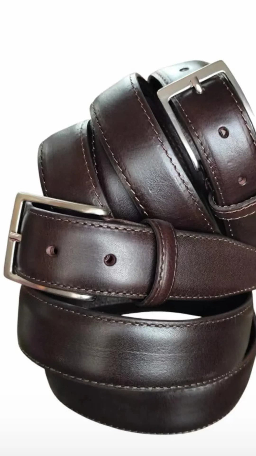 *L’eleganza nei dettagli: scopri la nuova cintura in vera pelle Coveri World*