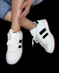 Sporty-Chic & Trendy): Sneakers Donna Bianche con Bande Nere e Lacci Larghi - Modello Platform Casual 38 in OFFERTA A SOLI 19.90